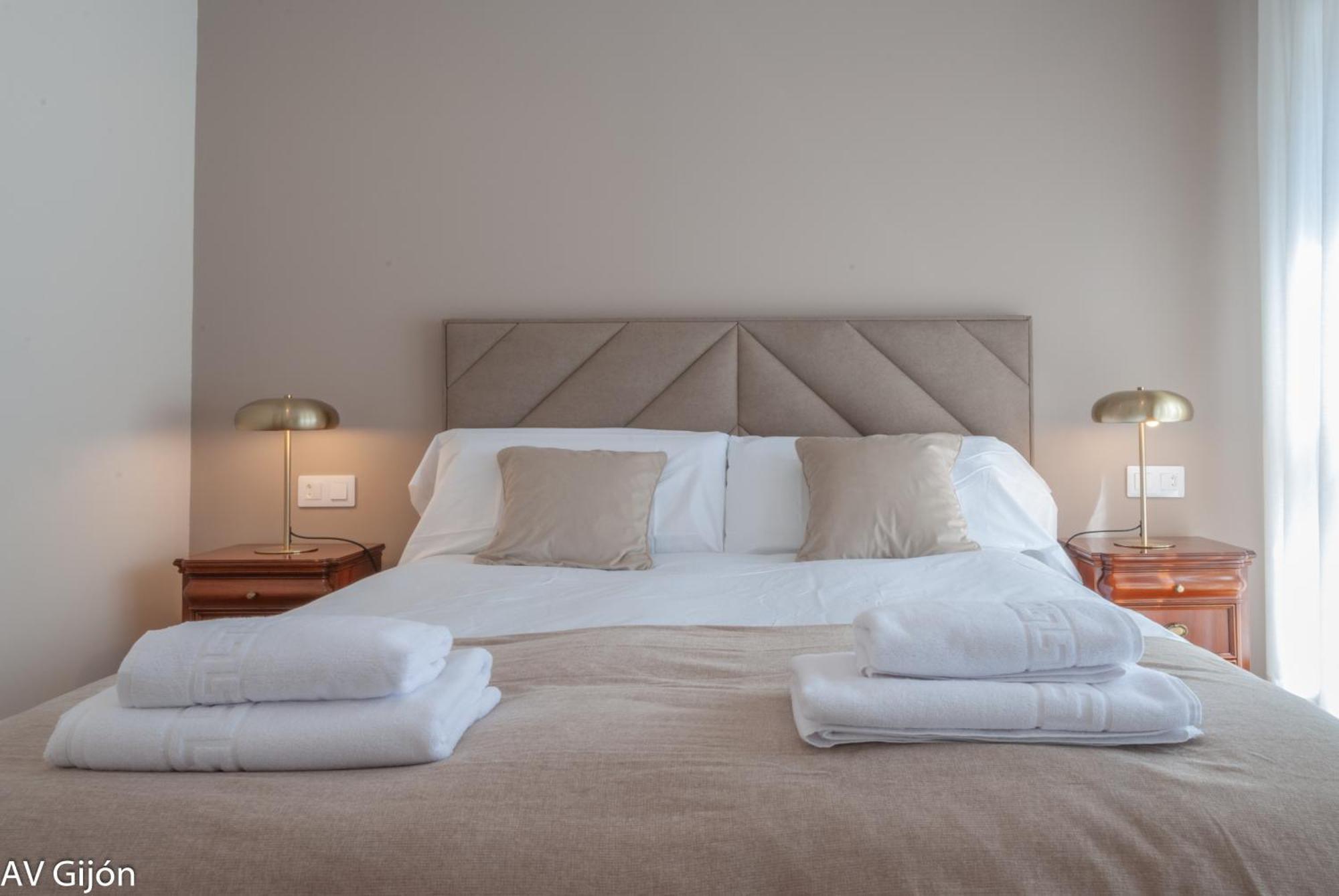 Av Costa One Apartment Хихон Екстериор снимка